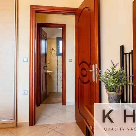 Xenia In Village, Private Pool, Barbecue, View! Villa *