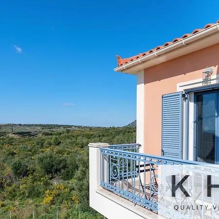 Xenia In Village, Private Pool, Barbecue, View! * Karavados